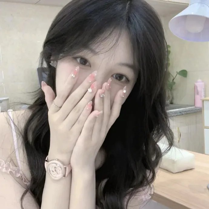 以为自己是个凡人，没想到是个绝世大佬